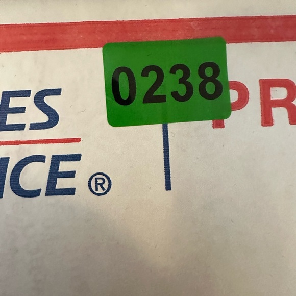 💚4/$10 Women's Black V-Neck Top - Picture 4 of 4